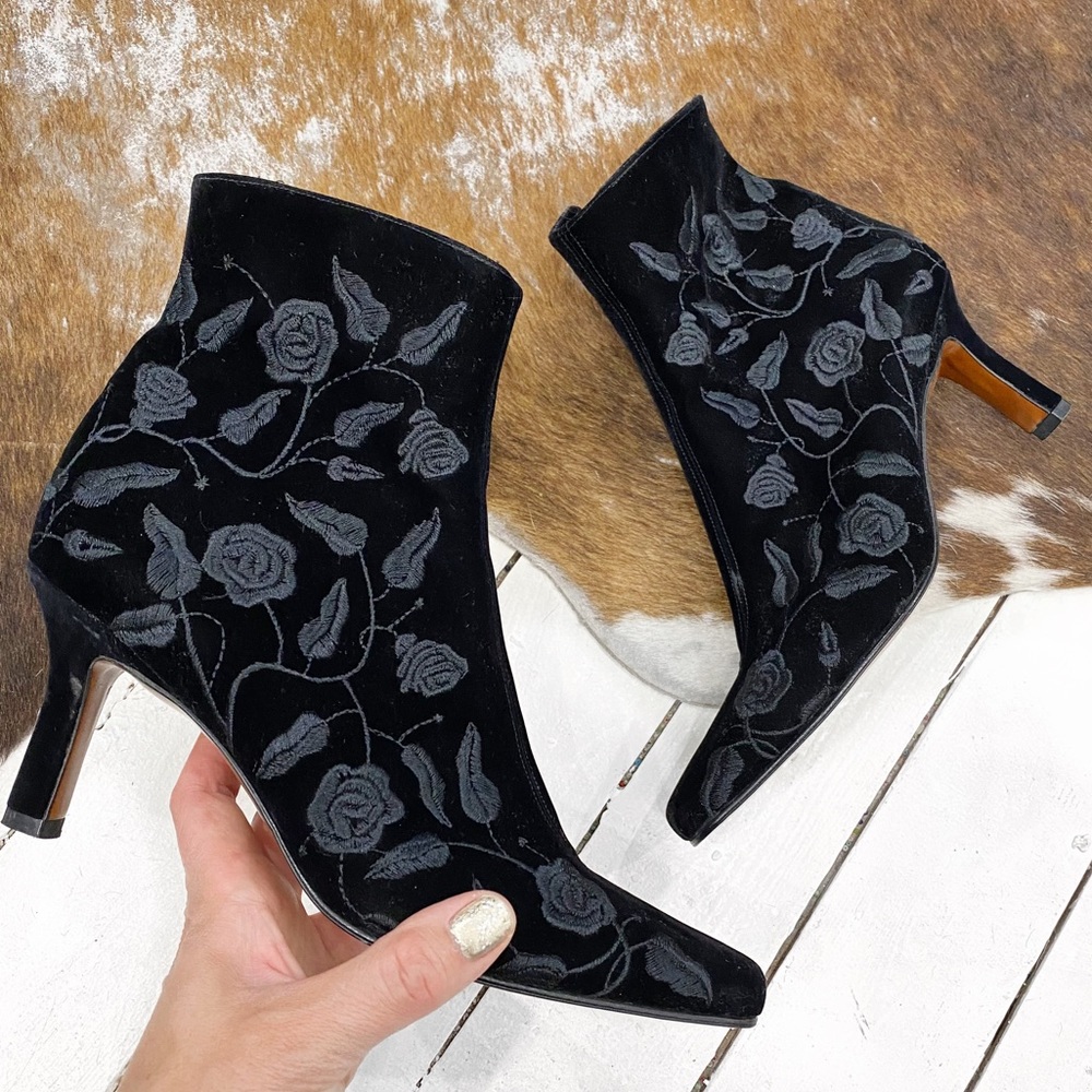 LK Bennett black floral velvet embroidered booties. Size 8.